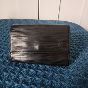 Louis Vuitton EUC key holder